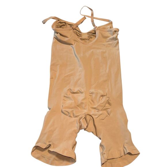 Skims Seamless Sculpting Mid Thigh Bodysuit NWOT Size 4XL - Picture 4 of 6